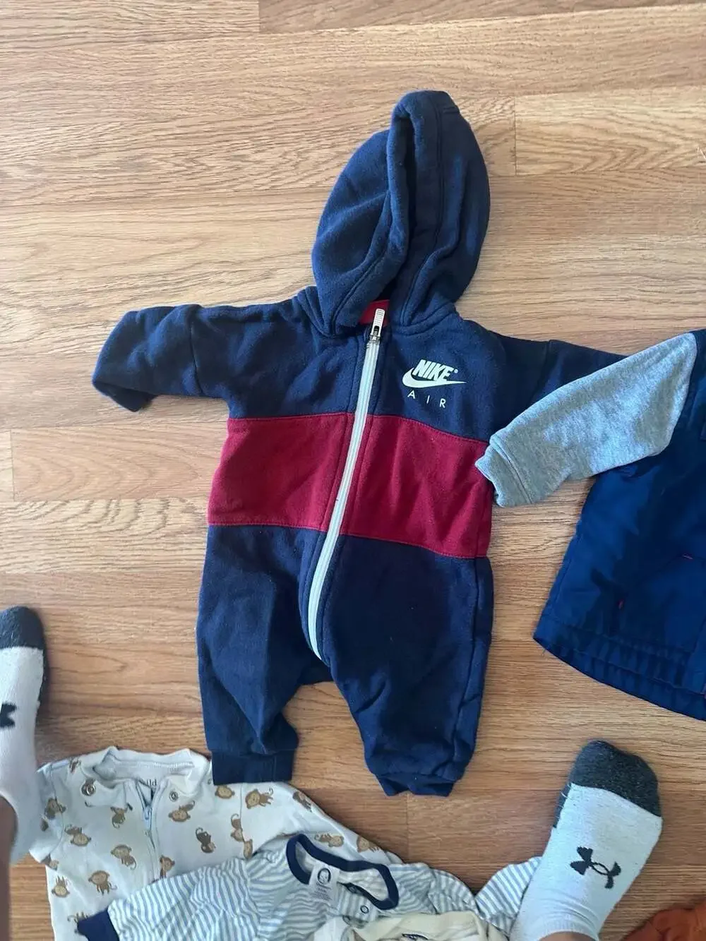 Assorted (Nike, Carters, Old Navy, Child of Mine) 14 piece